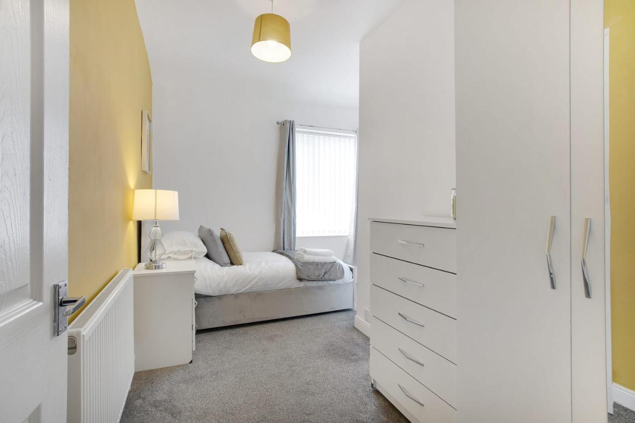 Elegantly 2-Bedroom In Ashington, Sleeps 3 アシントン エクステリア 写真
