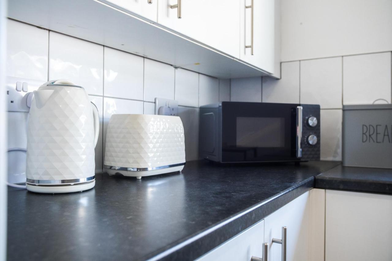 Elegantly 2-Bedroom In Ashington, Sleeps 3 アシントン エクステリア 写真